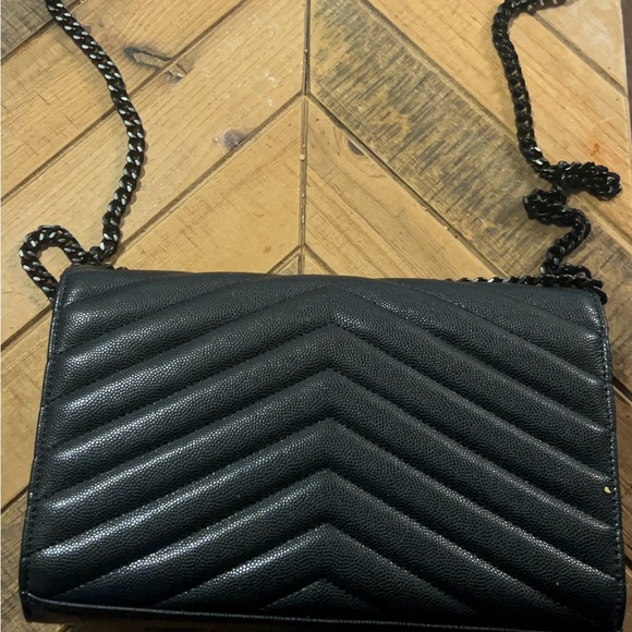 Yves Saint Laurent Monogram Large Wallet on Chain, Grained Leather - Picture 3 of 14